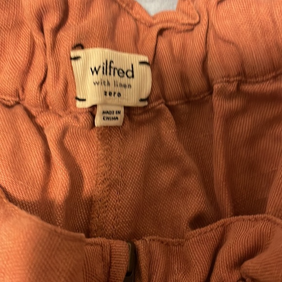 Aritzia high waisted shorts - Picture 2 of 2